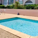 Apartmán T2 - Les Pieds Dans Le Sables En Toutes Saisons 5 Couchages - Climatisation - Parking Privee - Piscine - Situation Optimum Et Rare - Amoureva - Richelieu- Cap D'agde Agde
