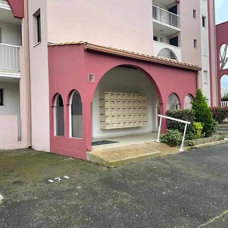 T2 - Les Pieds Dans Le Sables En Toutes Saisons 5 Couchages - Climatisation - Parking Privee - Piscine - Situation Optimum Et Rare - Amoureva - Richelieu- Cap D'agde * 阿格德