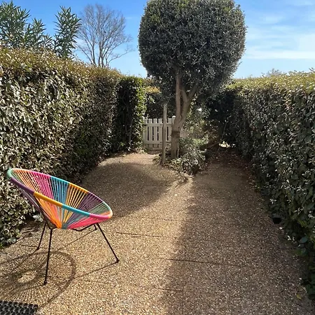 Apartment T2 - Les Pieds Dans Le Sables En Toutes Saisons 5 Couchages - Climatisation - Parking Privee - Piscine - Situation Optimum Et Rare - Amoureva - Richelieu- Cap D'agde Agde