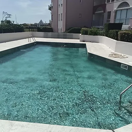 T2 - Les Pieds Dans Le Sables En Toutes Saisons 5 Couchages - Climatisation - Parking Privee - Piscine - Situation Optimum Et Rare - Amoureva - Richelieu- Cap D'agde Apartamento Agde